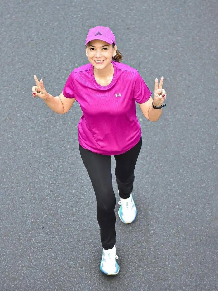 Ira Wibowo Ira Wibowo dan segala kegiatannya.