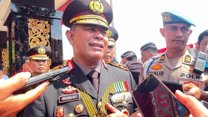 Kapolda Sumut Irjen Whisnu Hermawan Februanto usai upacara HUT ke-75 Bhayangkara. (Foto: Finta Rahyuni/detikSumut)