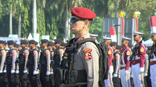 Komandan Upacara Hari Bhayangkara ke-79 Irjen Dadang Hartanto (dok. YouTube Setpres)