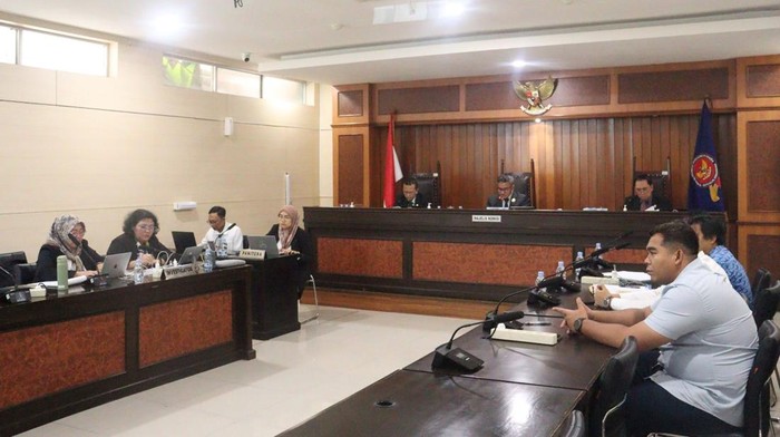 Komisi Pengawas Persaingan Usaha (KPPU) menjatuhkan sanksi kepada dua pelaku usaha atas dugaan persekongkolan dalam proyek pengadaan air bersih di Kabupaten Lombok Utara.