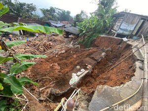 Ancaman Tanah Longsor di Musim Hujan Kali Ini, Begini Kata BMKG
