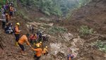 Tebing 250 Meter di Tasikmalaya Longsor, Dua Orang Petani Tertimbun