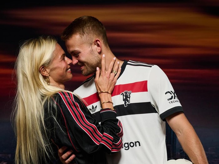 Matthijs De Ligt dan AnneKee Molenaar Matthijs De Ligt dan AnneKee Molenaar