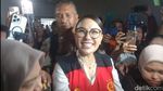Nikita Mirzani Tebar Senyum Terus Jelang Sidang
