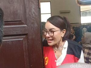 Nikita Mirzani Gak Ciut Lawan Reza Gladys, Beri Pesan Menohok Ini