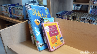 Menurut Instagram @perpusjkt, ada 190.000 buku yang bisa dibaca oleh anak maupun orang tua. Perpustakaan Cikini di Komplek Taman Ismail Marzuki (TIM) bisa dikunjungi pada hari Senin-Minggu hingga pukul 22.00 WIB. Tertarik berkunjung? Foto: (Nikita Rosa Damayanti/detikcom)