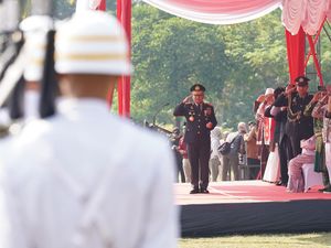Kapolda Riau di Hari Bhayangkara ke-79: Polri Hadir untuk Layani Masyarakat
