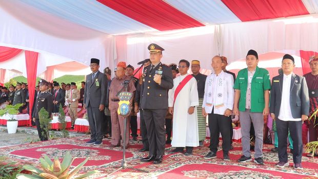 Polres Pelalawan menggelar upacara Hari Bhayangkara ke-79 dengan khidmat, Selasa (1/7/2025).
