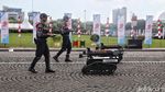 Robot Berompi Polri Bikin Heboh di Hari Bhayangkara Ke-79