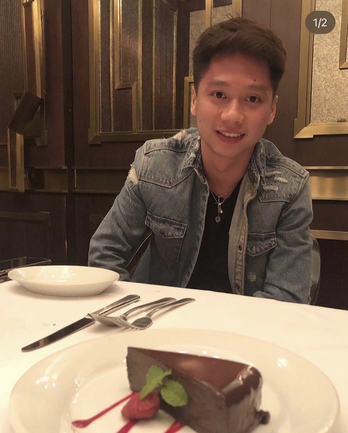 Potret Kevin Sanjaya Saat Kulineran Seru bareng Istri