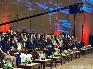SBY Rilis Video Musik Save Our World, Dihadiri CT hingga Menteri-Waka MPR