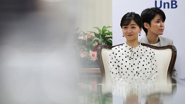 Putri Jepang Kako menghadiri pertemuan dengan Rektor Universitas Brasilia, Rozana Reigota Naves dan para mahasiswa selama kunjungan ke Universitas Brasilia di Brasilia, Brasil, 12 Juni 2025. (REUTERS/Adriano Machado)