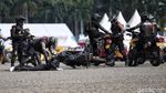 Polisi Unjuk Kebolehan Simulasi Anti-Teror di HUT Bhayangkara ke-79