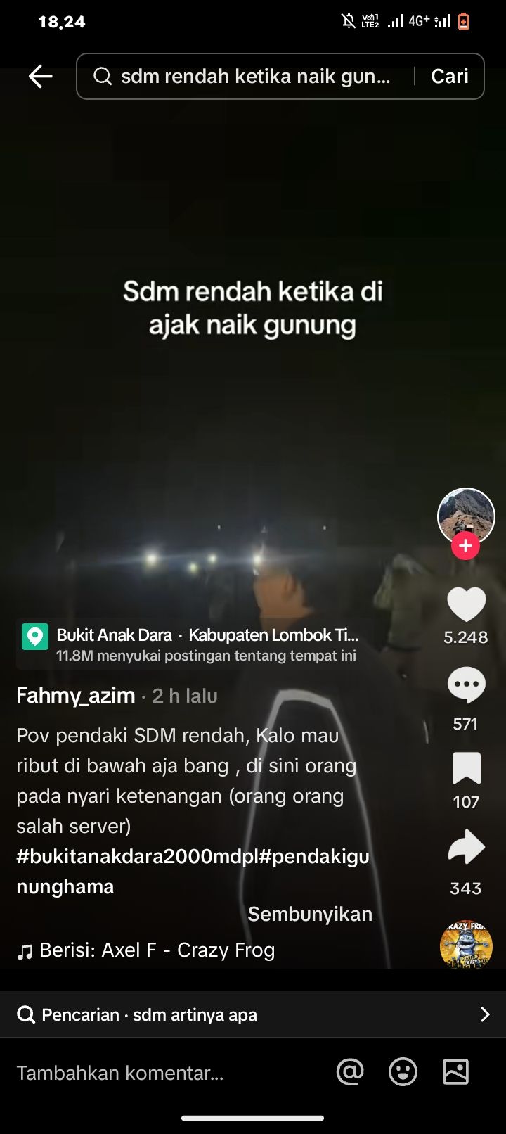 Tangkapan layar video TikTok sejumlah wisatawan memutar musik kencang saat mendaki Bukit Anak Dara, Sembalun, Lombok Timur.