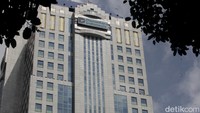Sebelumnya, Menteri Badan Usaha Milik Negara (BUMN) Erick Thohir mengaku menyiapkan kantor Danantara. Ia menyebut Danantara akan menggunakan salah satu aset dari Bank Mandiri sebagai kantor.  
