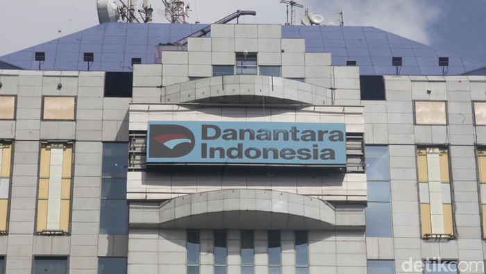 Badan investasi Danantara menempati kantor baru yang berlokasi di bekas Plaza Mandiri, Jalan Gatot Subroto, Jakarta.