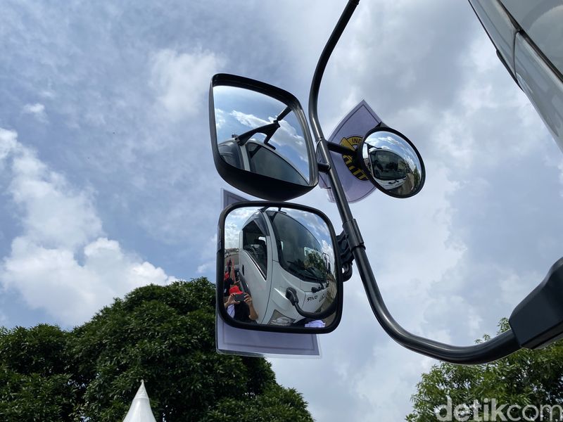 Blind Spot Truk