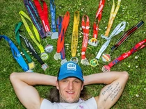 Gokil! Pria Ini Catat Rekor Dunia, Finis 456 Kali Half Marathon dalam Setahun