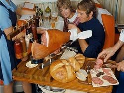 Kumpulan Foto Aneh dari Masa Lalu Ini Bikin Mata Melotot!