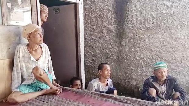 Jamin dan keluarganya.