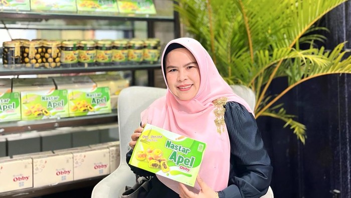 Jatuh Bangun Merintis Bisnis, Wanita Ini Raup Ratusan Juta dari Jual Kue