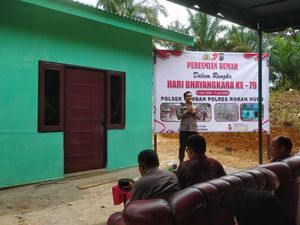 Polres Rohul Bedah Rumah Warga, Wujud Kepedulian Polisi ke Masyarakat