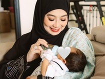 Video: Reza Artamevia Enggan Gurui Aaliyah Massaid soal Cara Rawat Anak