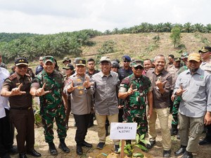Polda Riau Apresiasi Masyarakat Kembalikan 311 Ha Lahan Sawit di TNTN