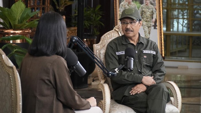 Menteri Sosial Saifullah Yusuf