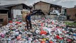 Minim Kesadaran, Sampah Menumpuk dan Ancam Warga di Jakarta Barat