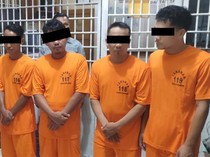 Penampakan 7 Tersangka Perusakan Rumah di Sukabumi Berbaju Tahanan