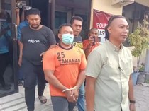 Video: Tampang Pria Pencekik Kurir COD di Pamekasan saat Ditangkap Polisi