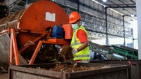Kota Cilegon menghasilkan sekitar 10 ton BBJP setiap hari dari sampah organik, mendukung transisi energi bersih dan pengurangan emisi karbon. ANTARA FOTO/Muhammad Bagus Khoirunas