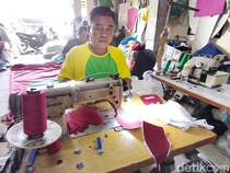 Kampung Topi Punggul Sidoarjo Panen Pesanan Jelang Tahun Ajaran Baru