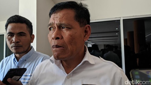 Plh Sekda NTB Lalu Moh. Faozal ditemui di kantor Gubernur NTB, Rabu (2/7/2025). (Ahmad Viqi/detikBali).