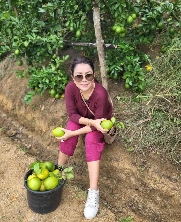 Potret Mayangsari Ngopi Cantik hingga Makan Bareng Keluarga Potret Mayangsari Ngopi Cantik hingga Makan Bareng Keluarga