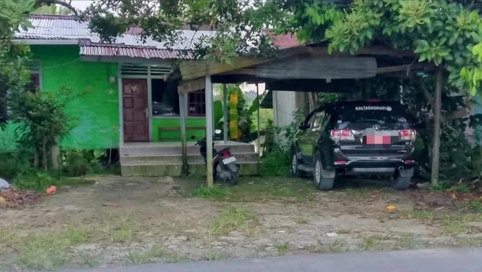 Rumah dinas Dinkes Bulungan yang diduga masih ditempati pejabat Pemprov Kaltara.