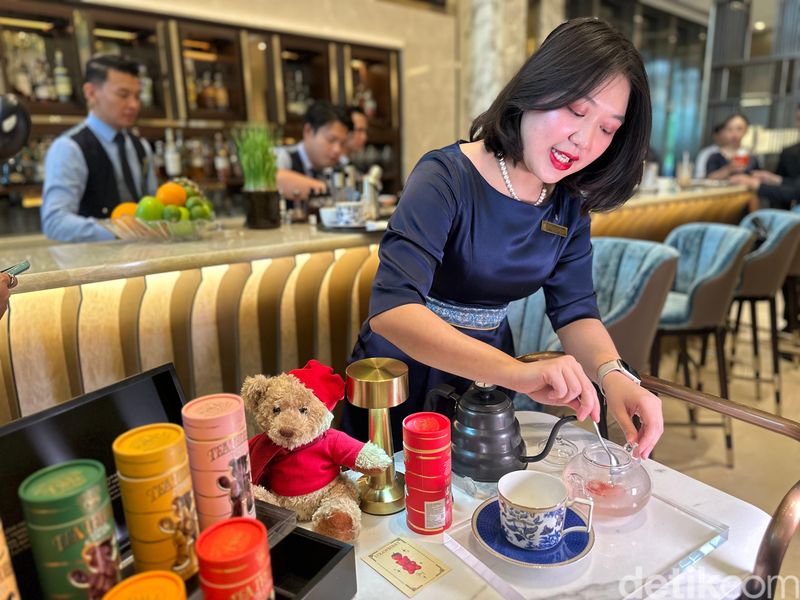 TWG Tea Teddies hadir di The Lounge Intercontinental Pondok Indah Jakarta. Delapan varian TWG Tea Teddies disajikan dalam bentuk high tea yang menggugah selera.
