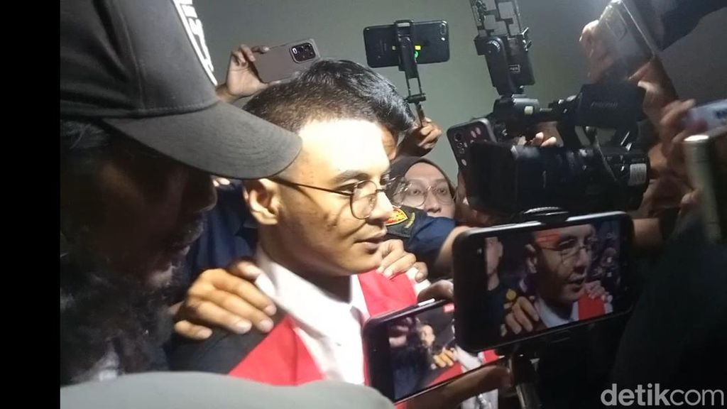Sikap Vadel Badjideh Usai Hadapi Langsung Nikita Mirzani