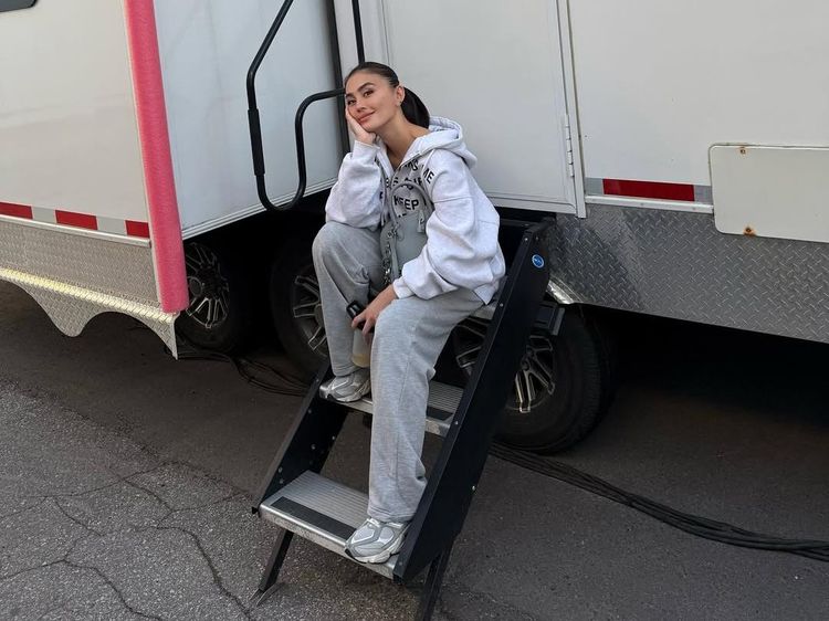Agnez Mo Selebrasi Ultah ke-39 di Lokasi Syuting