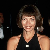Anna Wintour mundur setelah 37 tahun menjabat sebagai pemimpin redaksi Majalah Vogue. Kabar ini pertama kali dilaporkan pada 26 Juni 2025. Foto: Getty Images/Images Press