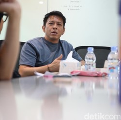 Ariel NOAH Tegaskan Gak Ikut Reuni Peterpan