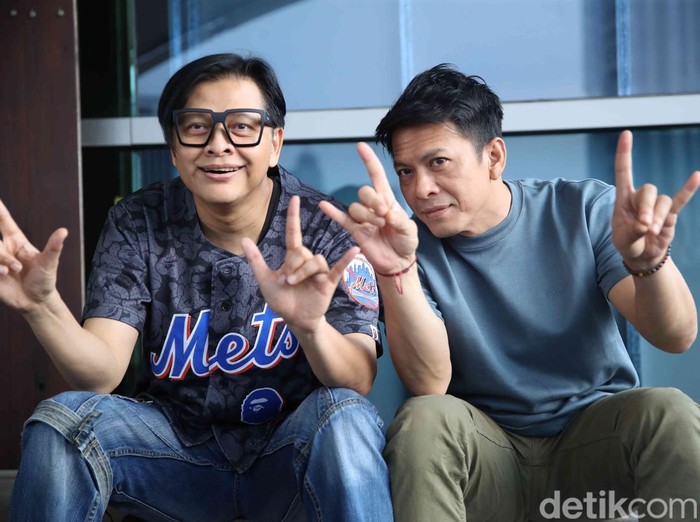 Ariel Noah dan Armand Maulana main ke kantor detikcom Jakarta, Kamis (3/7/2024).