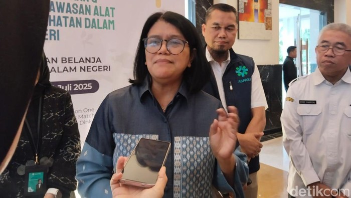 Direktur Jenderal Kefarmasian dan Alat Kesehatan Kemenkes RI, Lucia Rizka Andalucia.