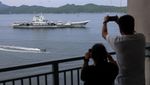 Dua Kapal Perang China Bersandar ke Hong Kong