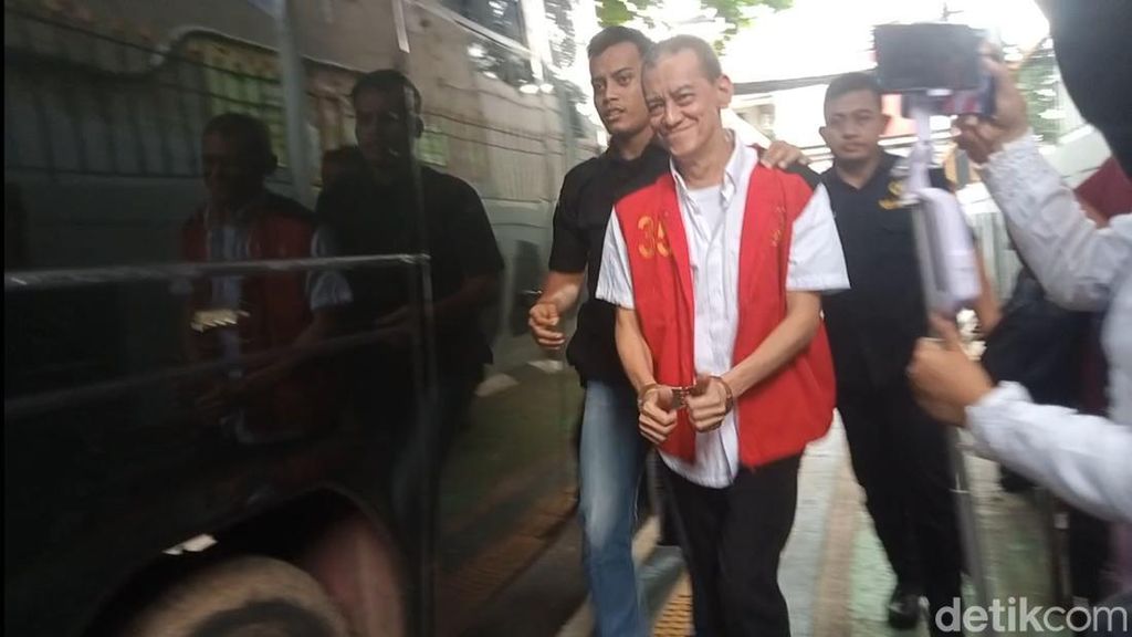 Fariz RM Bakal Buktikan Gak Jadi Pengedar, Berharap pada Saksi Hari Ini