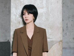 7 Inspirasi Busana Kantor Stylish Ala Song Hye Kyo 7 Inspirasi Busana Kantor Stylish Ala Song Hye Kyo