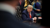 Postingan Trump juga muncul beberapa jam setelah para pemimpin BRICS mengeluarkan pernyataan setebal 31 halaman, yang mengutuk serangan terhadap Gaza dan Iran. Dalam pernyataan itu BRICS juga menyerukan reformasi terhadap lembaga-lembaga global, dan memperingatkan bahwa tarif sepihak mengancam perdagangan global. Foto: REUTERS/Ken Cedeno