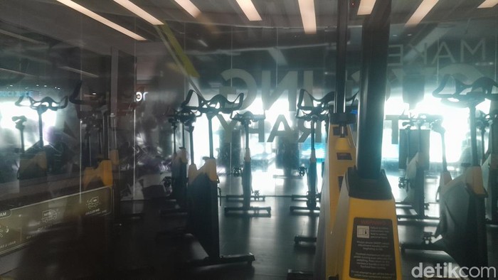 Gold's Gym Ciputra Mall tutup.