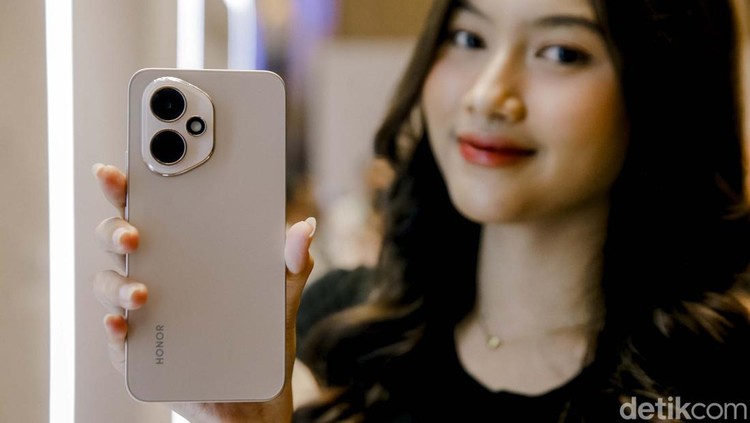 Honor 400 resmi diluncurkan di Indonesia, Jakarta, Rabu (3/7/2025). Honor 400 merupakan penerus Honor 200 Pro.